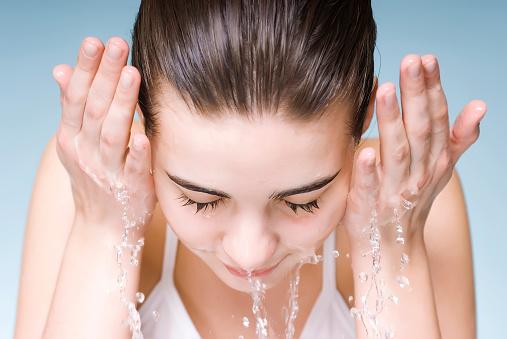 Dermatologist-Approved: Discover the Finest Face Washes for Sensitive Skin